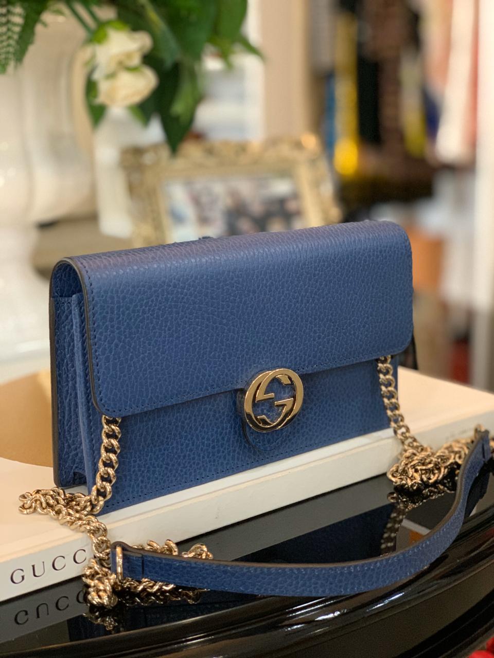 pale blue suede clutch bolsa