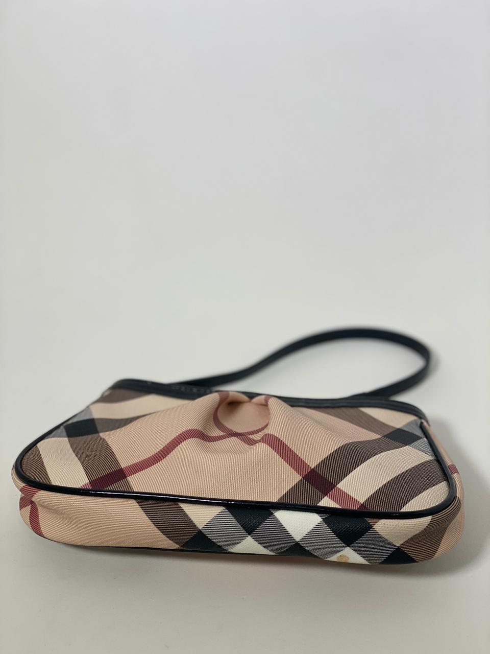 burberry makeup bolsa