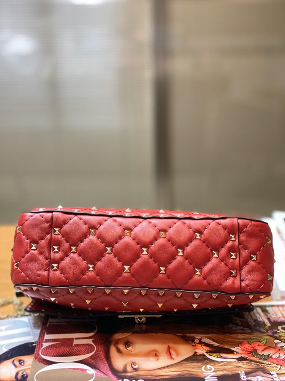 valentino rockstud quilted bolsa