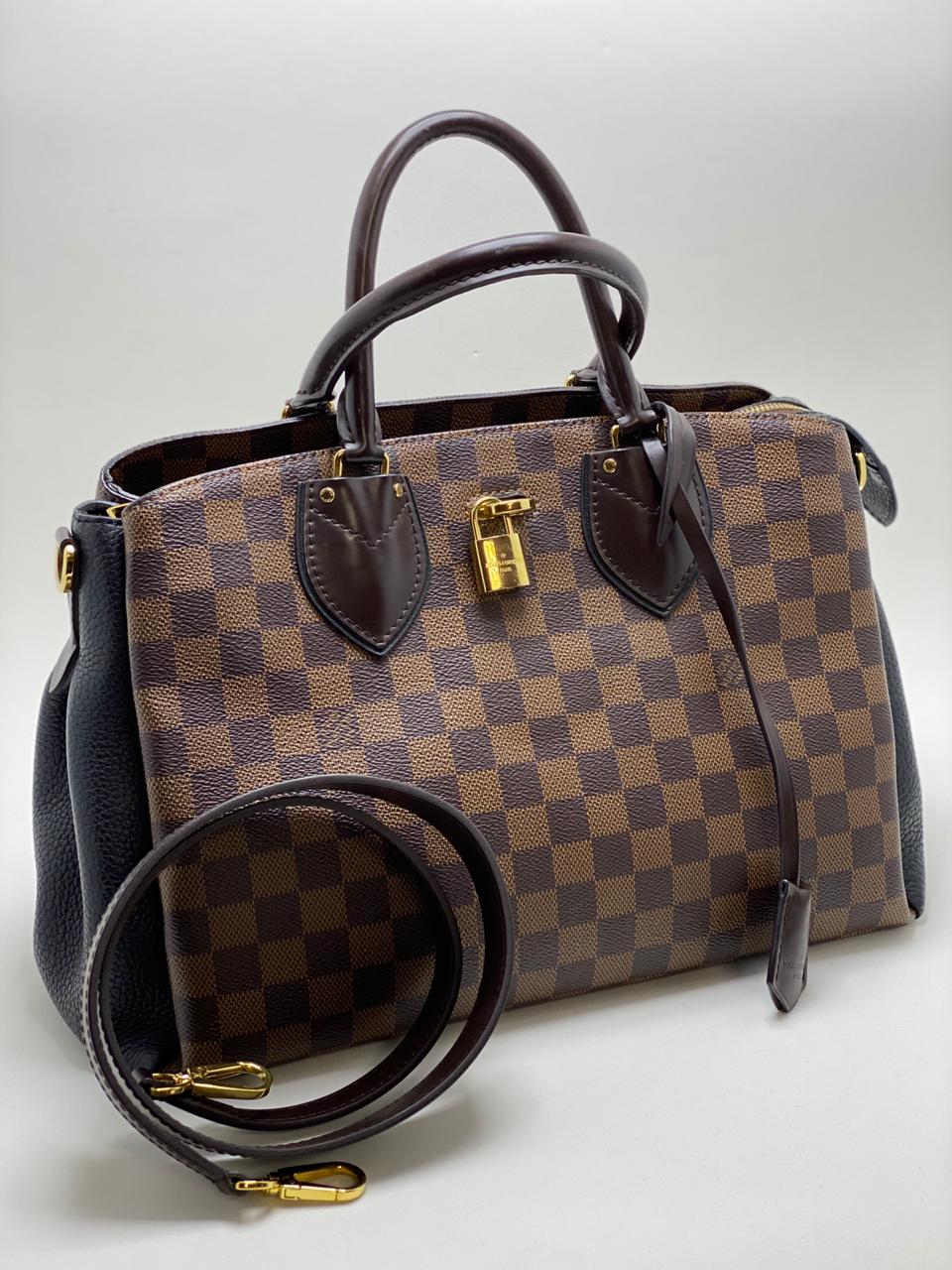 359 curtidas, 4 comentários - FORA DO CLOSET (@foradocloset) no Instagram: “ Bag Louis Vuitton #louisvuitton”