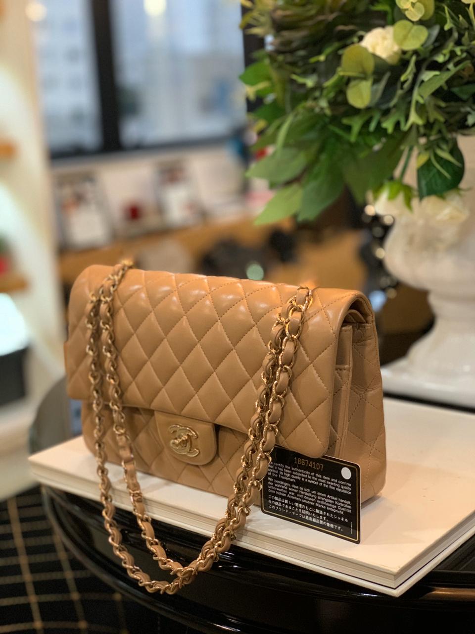 caramel chanel flap bolsa