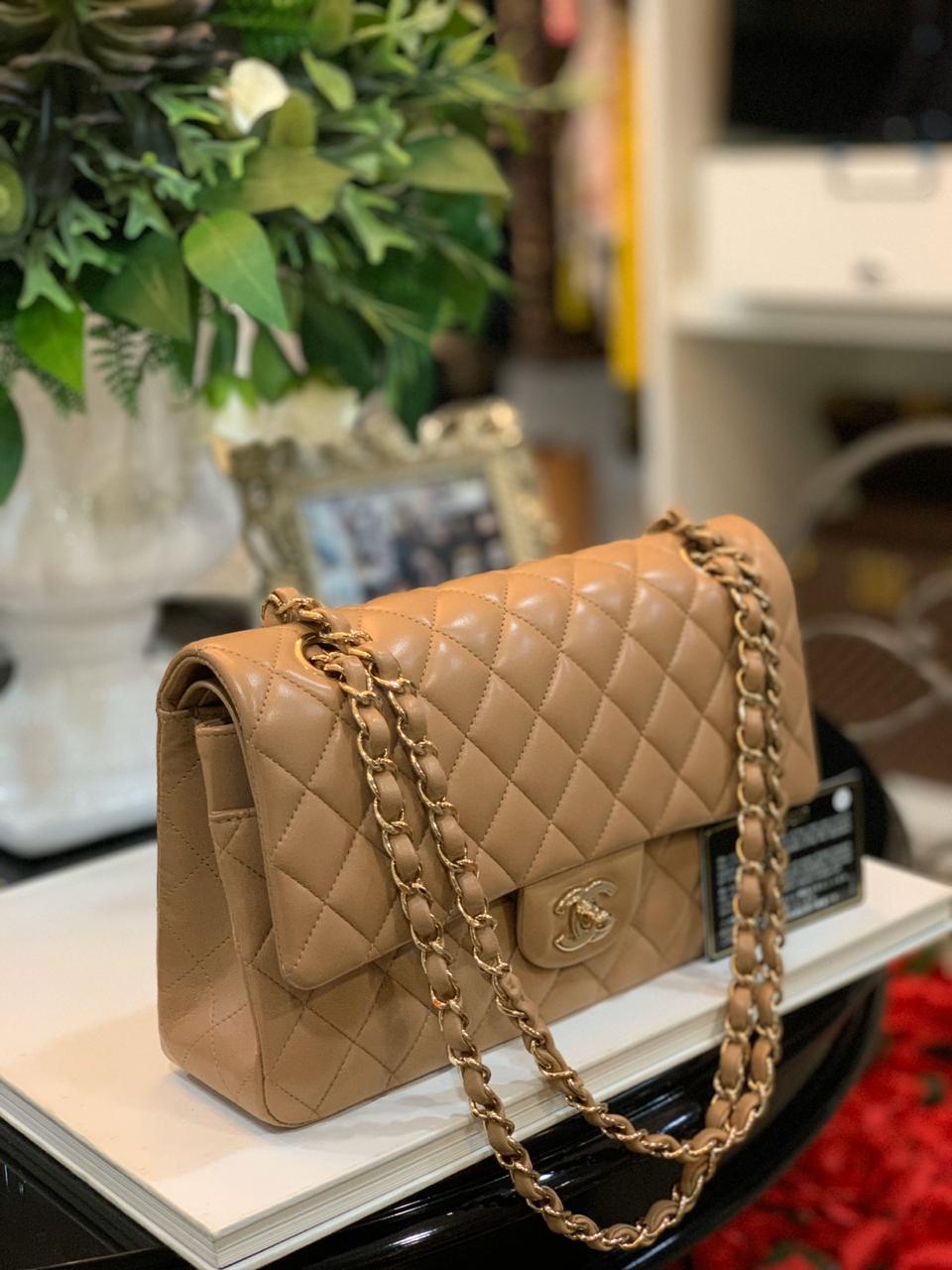 caramel chanel flap bolsa