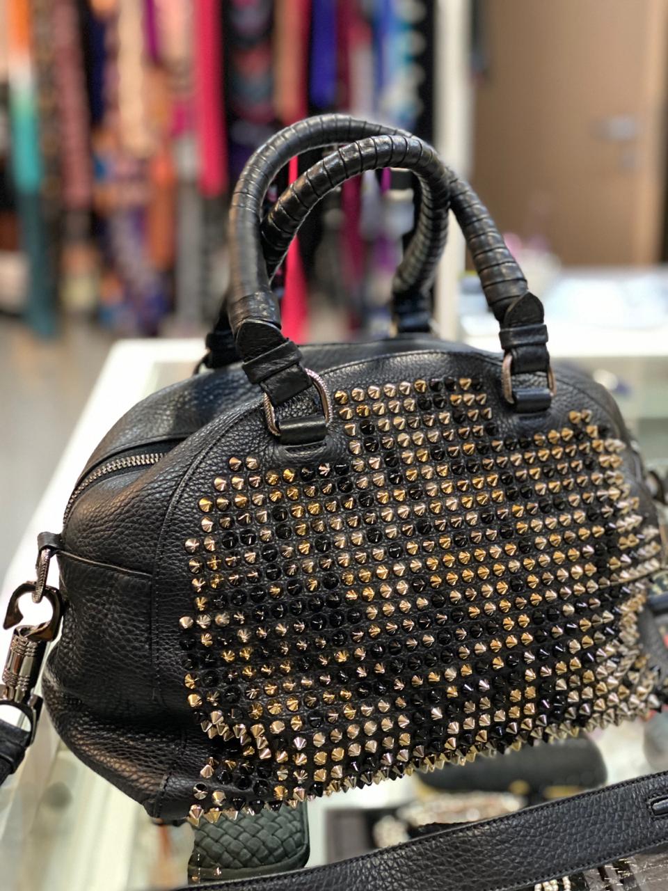 louboutin dust bolsa