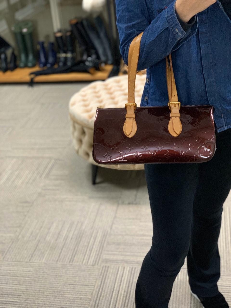 BOLSA LOUIS VUITTON ROSEWOOD AVENUE | Fora do Closet